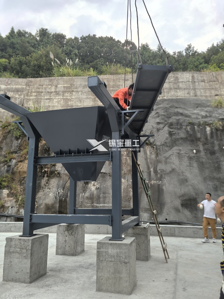 沥青料破碎筛分机 沥青料破碎筛分机